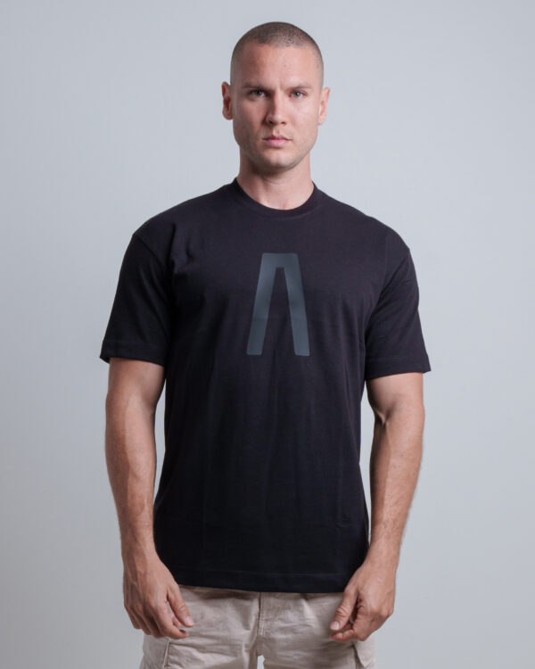 OVERSIZE NEGRA ATHLETICS