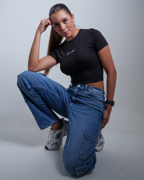 CROPTOP FIT NEGRO LION'S GOD