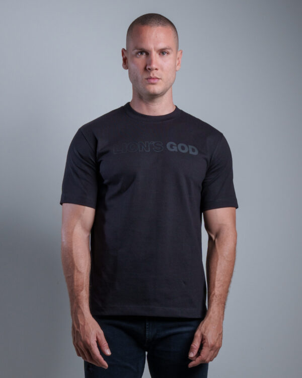 Lionsgod_Black_3 REGULAR FIT NEGRA LGC