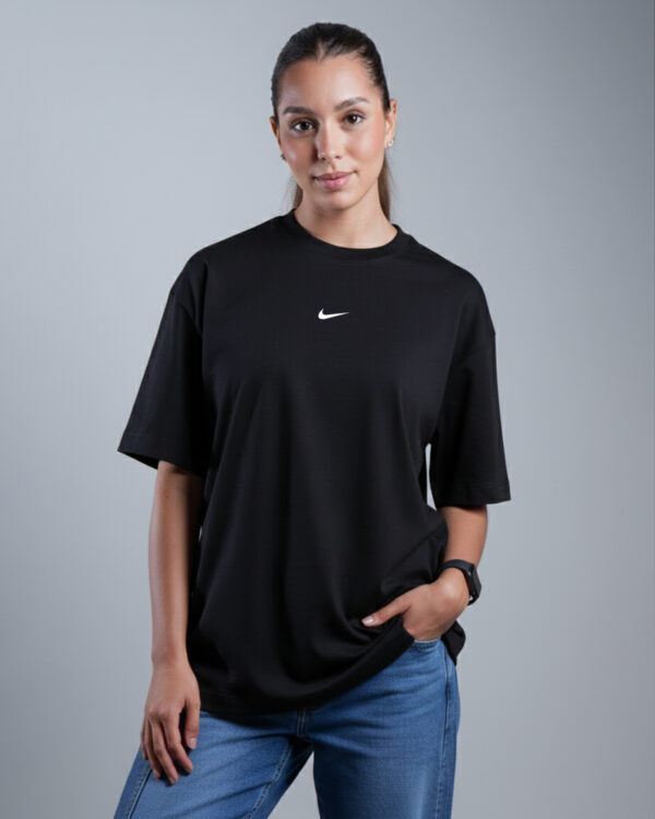 OVERSIZE NEGRA NIKE
