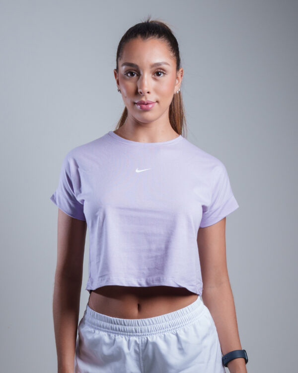CROPTOP LILA NIKE