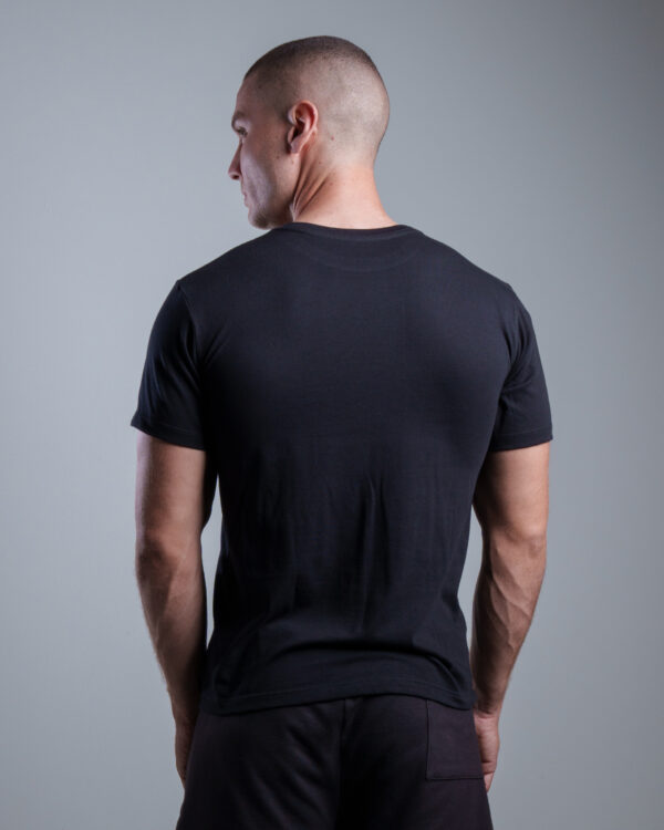 BASIC NEGRA NIKE TEE