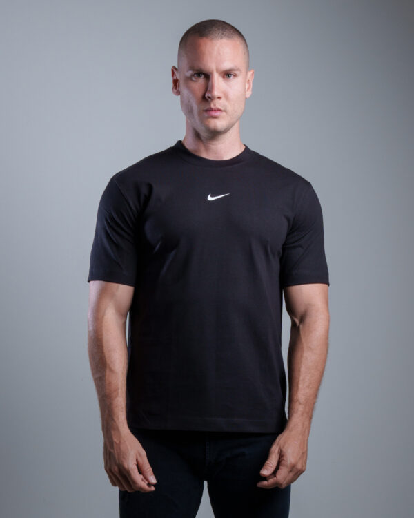 REGULAR FIT NEGRA NIKE