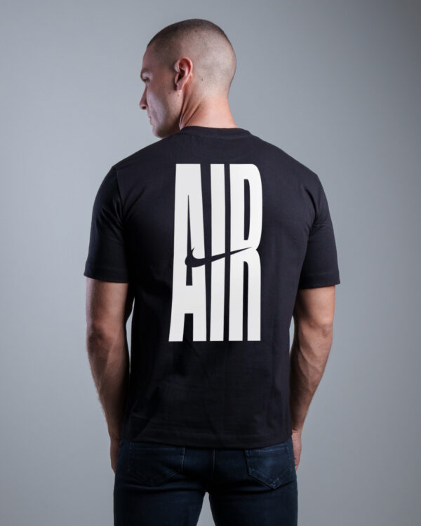 REGULAR FIT NEGRA NIKE AIR