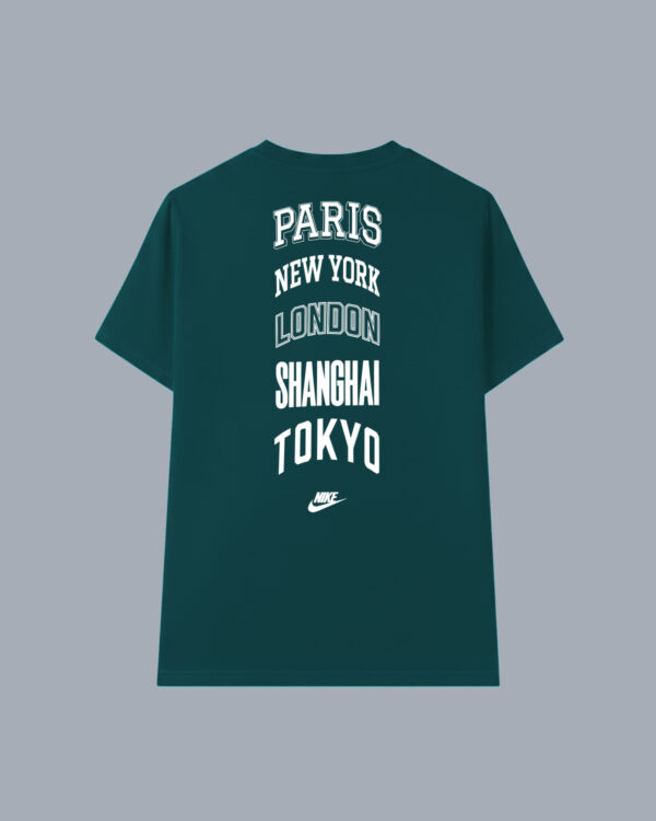 REGULAR FIT VERDE NIKE CITY